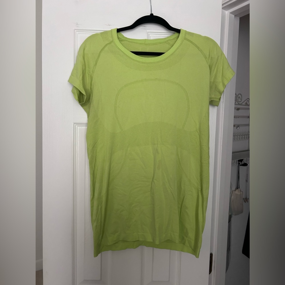 Lulu Lemon Swiftly Tech Short Sleeve Slim (Lime Green- 10)